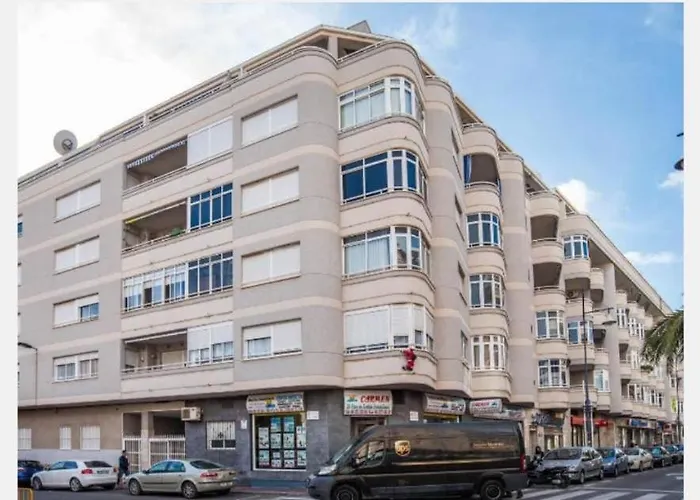 Al Ladito De La Playa